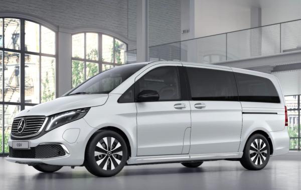 MERCEDES-BENZ EQV 150 KW - bílá